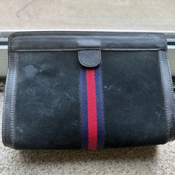 VINTAGE 80s GUCCI CLUTCH BLACK SUEDE HANDBAG PURSE - Picture 2 of 11